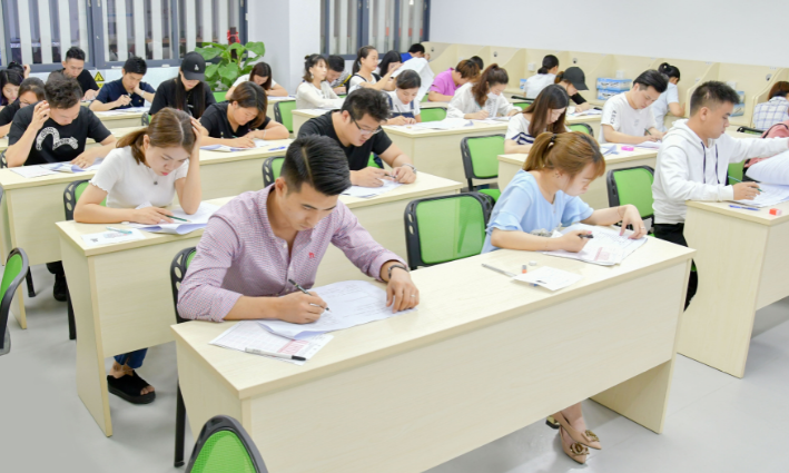 驗光師資格證怎么考？驗光師證費用多少？