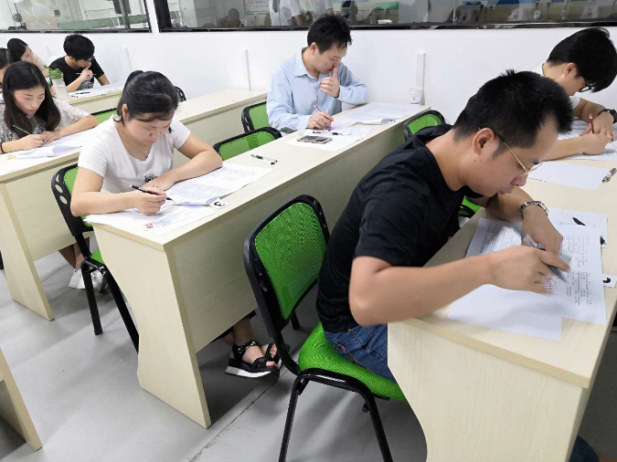 驗光師定配工