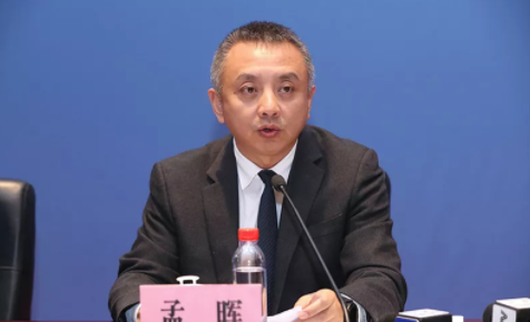 教育部介紹近視防控實(shí)施方案政策亮點(diǎn)、重大部署和貫徹落實(shí)情況