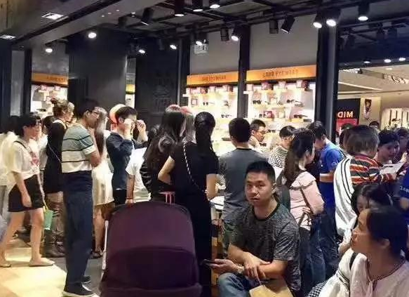新零售“炸出”10萬(wàn)副銷(xiāo)量，LOHO雙十一變身“新玩家”