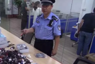 30元的貨賣(mài)上千元！深圳查獲山寨眼鏡3萬(wàn)多副，可能你也買(mǎi)過(guò)