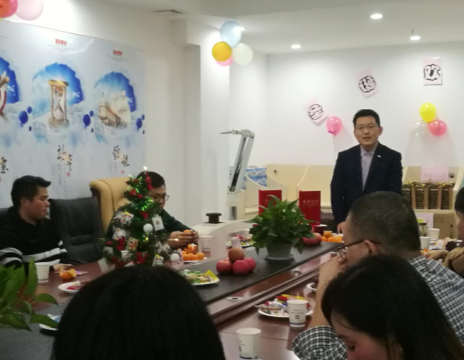視普泰眼鏡培訓(xùn)“圣誕歡樂趴”活動(dòng)圓滿結(jié)束?。?！