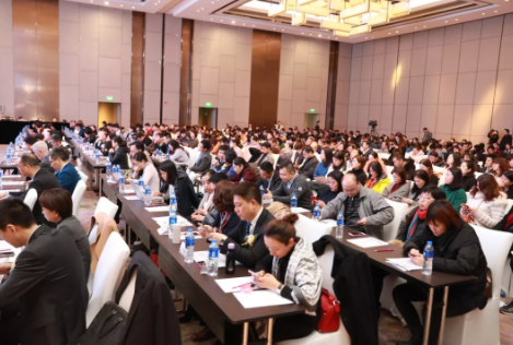 2019“微笑論壇” ：聚焦近視防治，SMILE論壇專場百花齊放