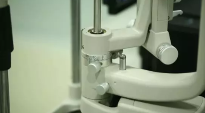 深圳視普泰眼視光培訓學校：裂隙燈彌散投照法規(guī)范操作