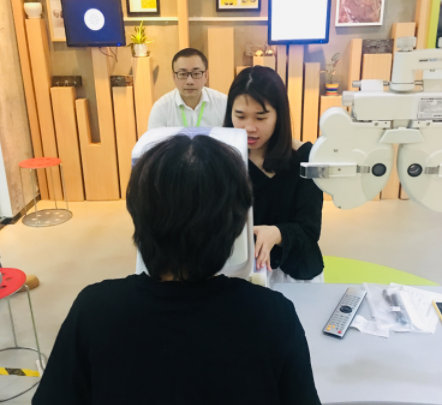 深圳視普泰第六屆驗光定配培訓(xùn)班順利畢業(yè)