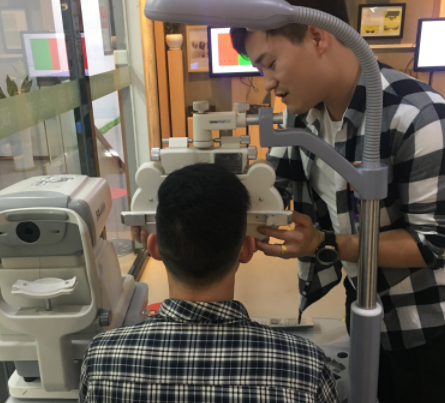 深圳視普泰第六屆驗光定配培訓(xùn)班順利畢業(yè)