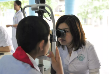 科學(xué)防控兒童青少年近視，我們共同努力：四川省預(yù)防近視公益廣告片上線