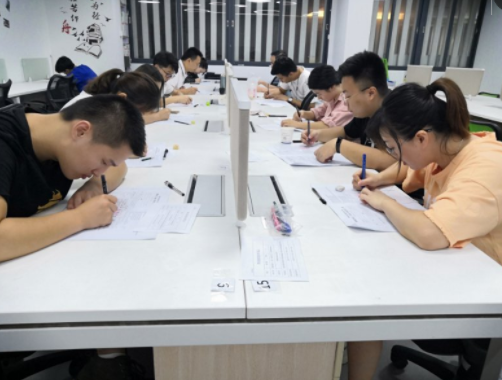 視普泰第七屆驗(yàn)光定配技能精修考證班順利畢業(yè)?。?！