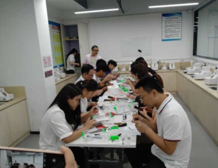視普泰第七屆驗(yàn)光定配技能精修考證班順利畢業(yè)！??！