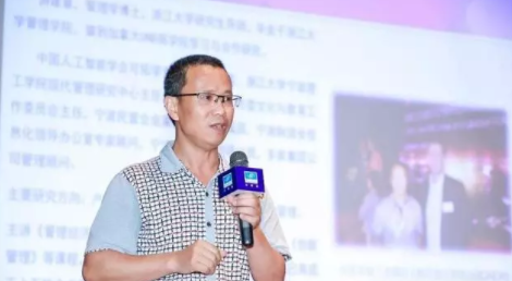 品類功能化升級，創(chuàng)造極致感體驗：依視路聯(lián)合歐萊雅舉行跨界培訓會