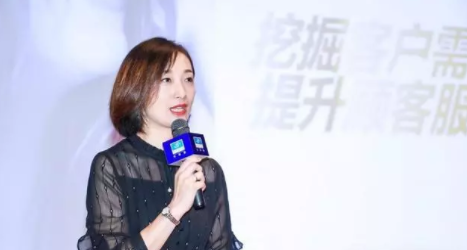 品類功能化升級，創(chuàng)造極致感體驗：依視路聯(lián)合歐萊雅舉行跨界培訓會