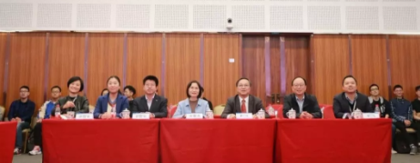 全國首個(gè)“大學(xué)生近視防控科普團(tuán)”11月25日成立